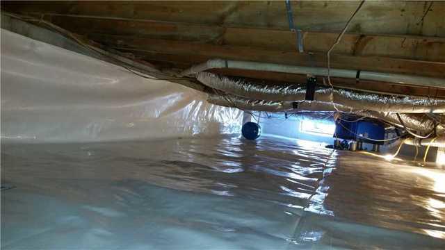 Clean Space Crawl space