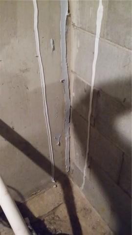 FlexiSpan Crack Sealant Stops Leaks