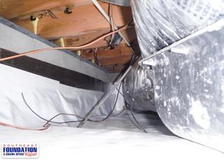 The crawl space of the home is naturally a dark cave like area but by installing the CleanSpace Crawl Space Encapsulation System we are able to brighten up the crawl space of the home.