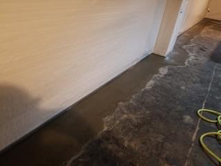 Dry Peoria Basement