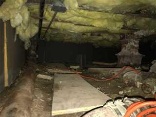 Most of the air you breathe on the first level of your home comes from your crawl space. If your crawl space has debris, water or even pests, your quality of air is very low. Not only does encapsulation protect your crawl space against moisture, mold and water but also keeps small pests out.