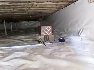 Sealing a Crawl Space in De Soto, Missouri