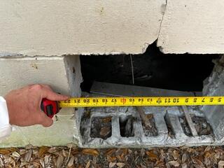 The access to this crawlspace was manageable by our teams, even with it's small size.