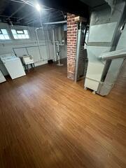 Coming in various colors, our patented ThermalDry Elite Floor Planks are inorganic, designed to give your floor that finished look without allowing moisture to come through.