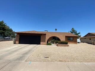 When considering foundation issues, it's crucial to understand the key factors of soil and water dynamics. The soil beneath your foundation is fundamental, as its interaction with water can lead to swelling and subsequent pressure against the foundation, resulting in movement over time. To effectively tackle these concerns, it's essential to monitor soil moisture levels diligently and implement proper drainage solutions.
In regions prone to foundation problems, such as sinking foundations or issues with house foundation piers, seeking professional assistance for a comprehensive foundation...