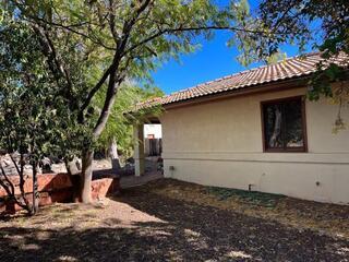 One clear sign of foundation problems is when you struggle to open windows. This early sign of foundation problems can indicate underlying issues that may worsen if not addressed promptly. For a better understanding, viewing early sign foundation problems pictures and severe foundation problem pictures can help identify the extent of the damage. Recognizing these foundation problems early can save you from more significant repairs in the future.