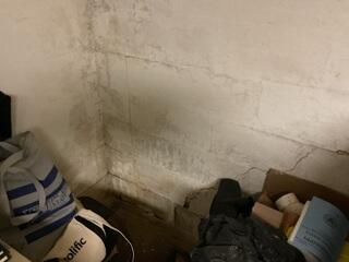 Cracking in the Corner