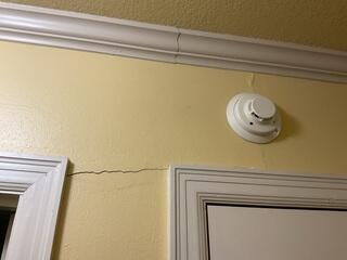 Wall Cracks