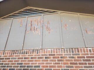 Damages to the gable.