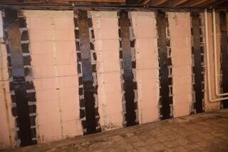 Wall Straps