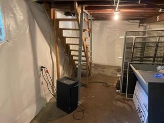 Fully Encapsulated Basement for Moisture Control
