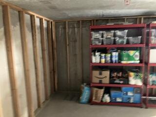 Efflorescence on Concrete Basement Wall