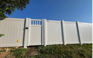 6' Acadia Privacy White Vinyl Fence/ (2) Gates (gates to be 6' Acadia with Vinyl Spindle top)
