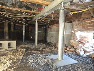 SmartJacks© To Repair This Home's Structural Integrity