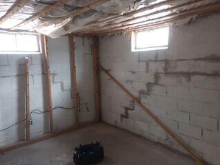 Basement Wall - Step Cracks