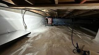 The Sedona easily fits in small crawl spaces, yet has a powerful blower to effectively dry large crawl spaces. Mold and mildew are common in crawl spaces, but the Sedona keeps the relative humidity below 55%, so mold won't stand a chance. As a high-efficiency dehumidifier, the Sedona removes more moisture (100 pints per day) for less electricity cost than conventional models.