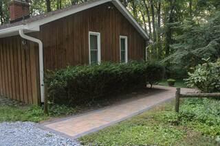 Side Pathway