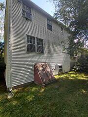 Vinyl Siding before treatment