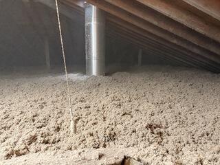 Installers make sure that the TruSoft cellulose is evenly blown across the attic floor to ensure that the temperature is controlled in every corner.