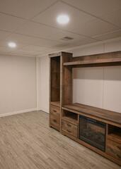 Entertainment center