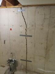 Exspanding wall crack.