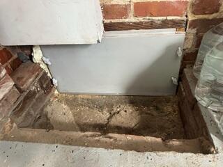 Sealed Crawl Space Access - Jacksonville, FL