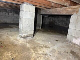 Wet Crawl Space