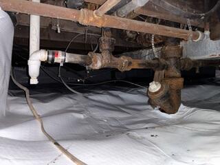 Clean Crawl Space