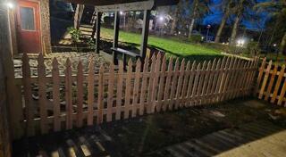 Natural Concave Gothic Picket Pressure Treated Wood/ (1) Double 8' gate