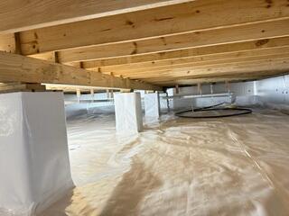 CleanSpace Vapor Barrier with SilverGlo Insulation