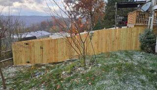6' Privacy Natural Pressure Treated Wood Fence/ (1) 4' Gate