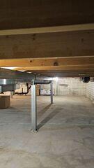 Beam Reinforced with Adjustable SmartJacks