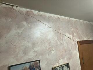 Interior Wall Cracks
