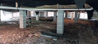 As you can see, this is an unusable area that offers no positives to the homeowner.