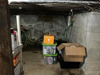 Basement Wall Seepage