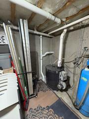 Multi-Foundation A-Frame with Gym and Wine Room Access