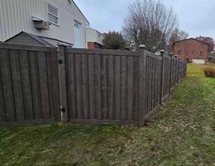 Sherwood 6' Privacy Walnut Brown Vinyl Fence/ (2) Gates / Flat Caps