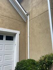 Ineffective gutter splash plate