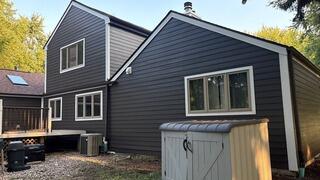 Beautiful siding. Bold impression!
