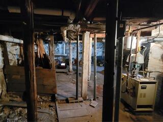 Sinking Floor Repair and Crawl Space Encapsulation in Nashua, NH