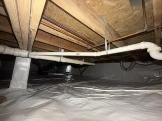 1294 Sq. Ft. Crawl Space Fully Encapsulated