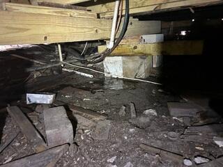 Insufficient Crawl Space Support