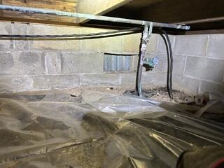 Wet Crawl Space Repair in Mount Ida, AR
