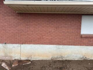 Exterior Signs of Foundation Settlement in Morgan, UT
