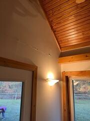 Identifying Foundation Issues and Drywall Cracks