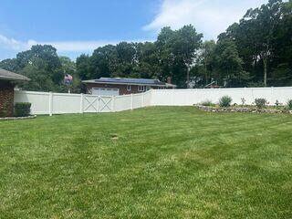 Vinyl Fence for Amazing Property in Portland, CT