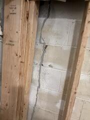 Sealing Wall Cracks