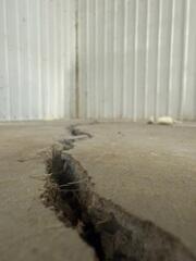 Concrete Cracks in Garage
