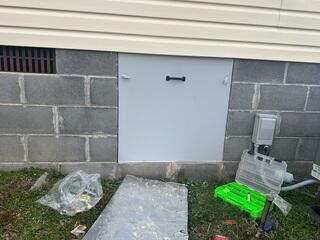 New Crawl Space Door