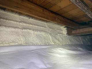 Spray foam insulation
